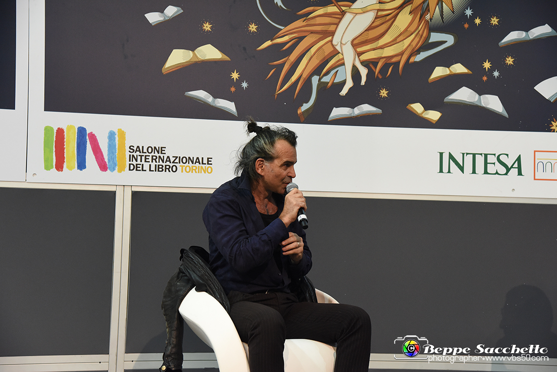 VBS_0613 - Salone del Libro di Torino - 33.ma edizione - 15 Ottobre 2021.jpg